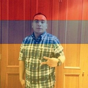 Meet your Posher, Héctor